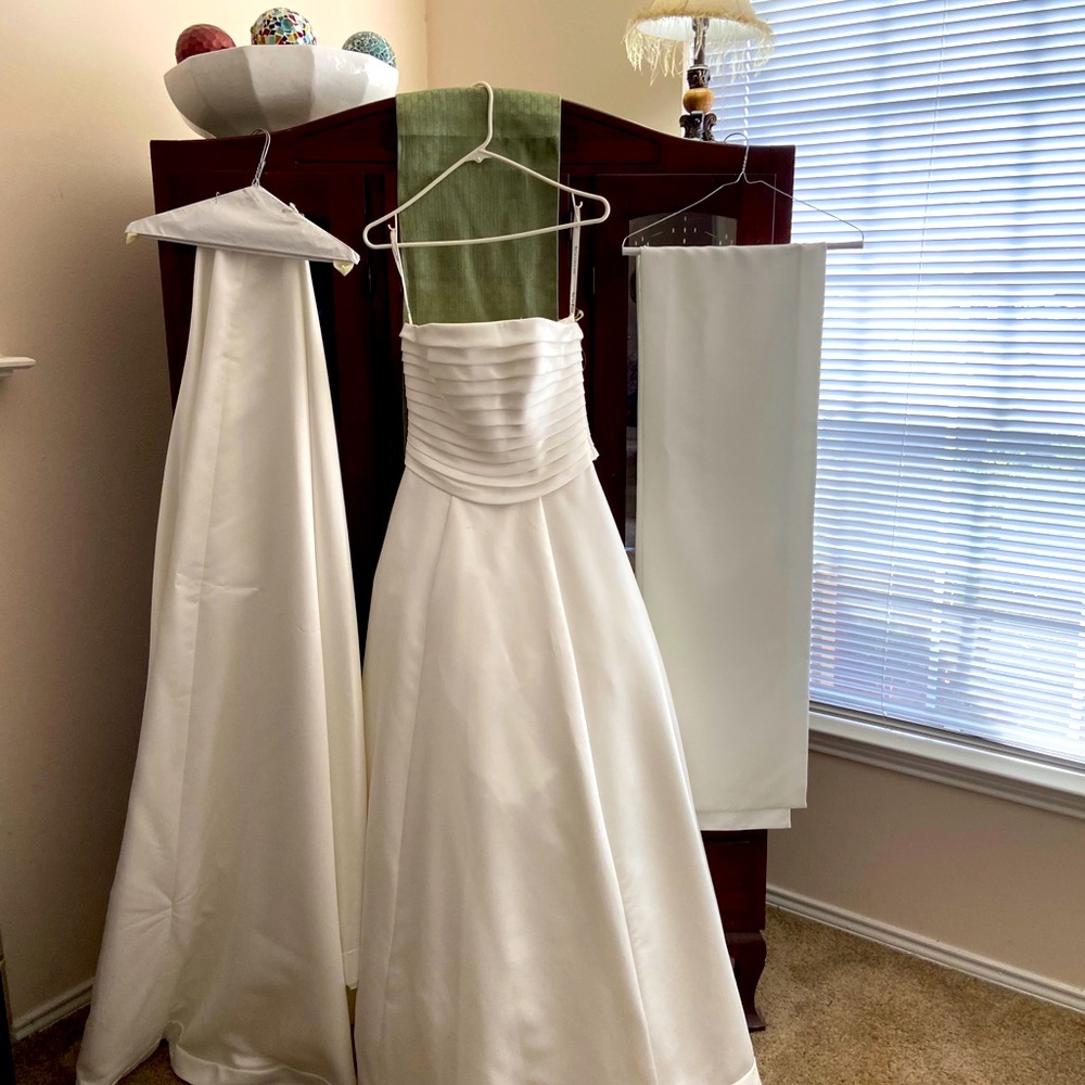 Wedding dress that never made it down the isle.